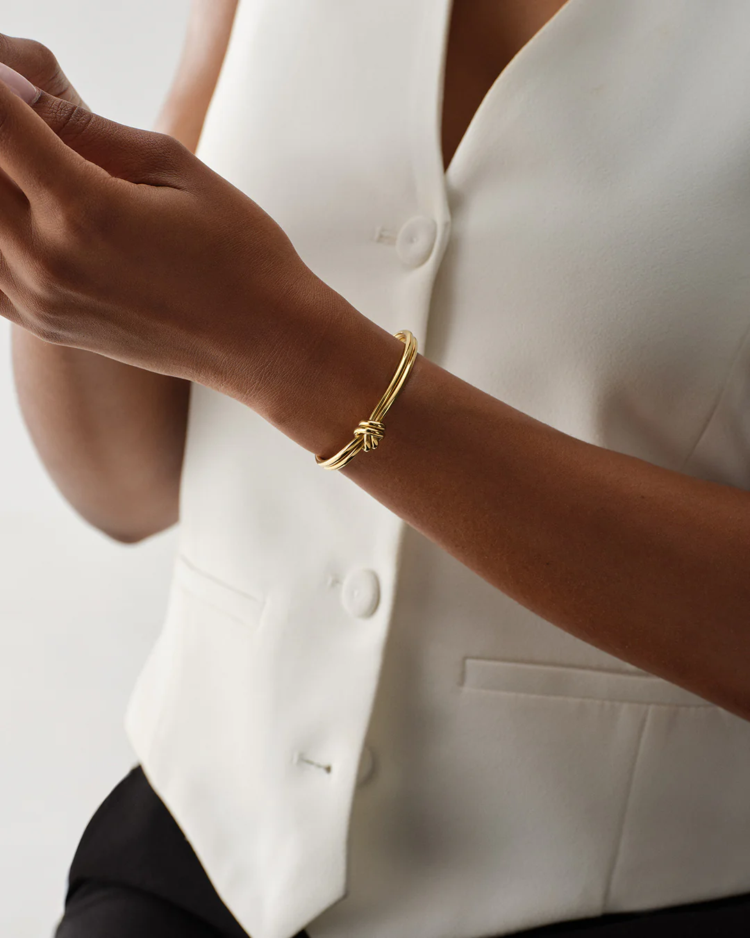 Dual Knot Bangle Polished - Image 6